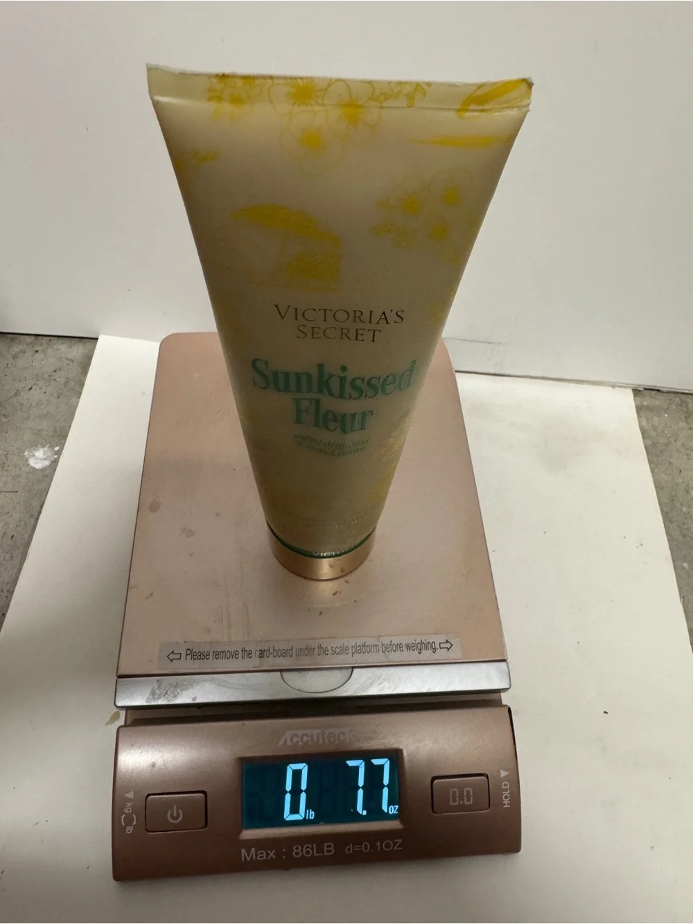 Victorias Secret Sun-kissed Fleur Body Lotion 8 OZ